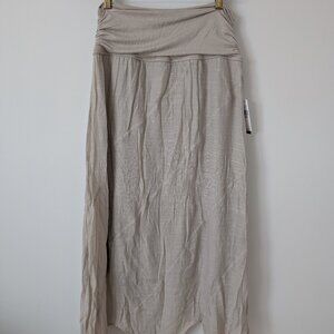 NWT - New Directions Maxi Handkerchief skirt WOMEN'S LARGE